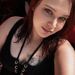 Profilbild von SexyCurvyGirl97