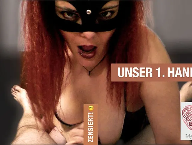 Unser 1. Handjob - Gaaaanz viel Spucke, dann klappt es auch mit dem Nachbarn! ;-)