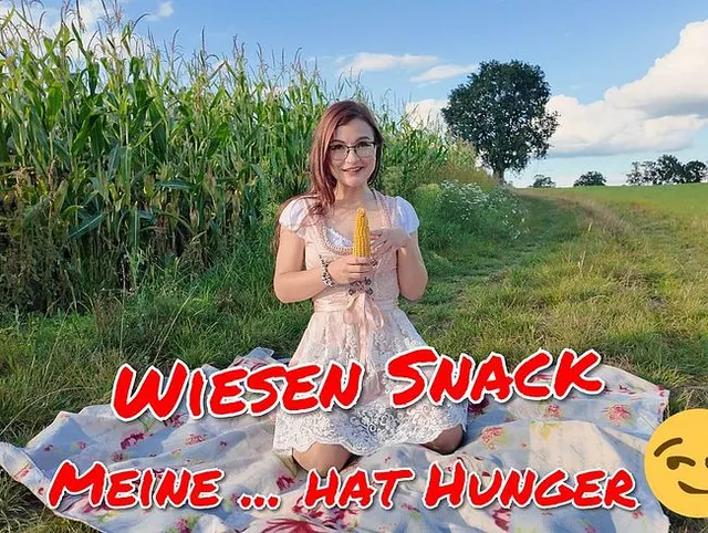 Dirndl Wiesen Snack!! Meine Fotze hat Hunger