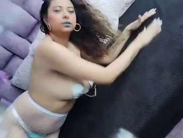 Sexy und sinnliches Mädchen mit Blasen