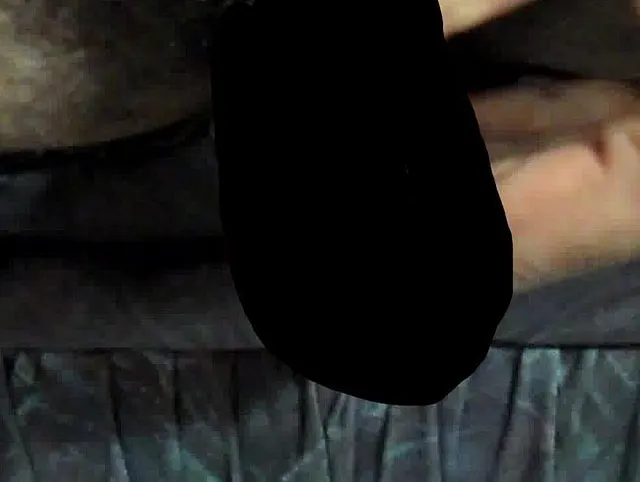 closeup uncut cock and foreskin jerkoff cumshots