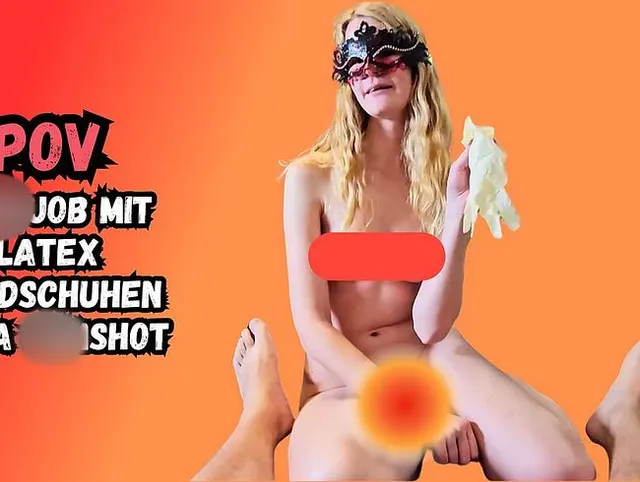 Blonde Teen Schlampe wichst mir den Schanz mit Latex Handschuhen ab!