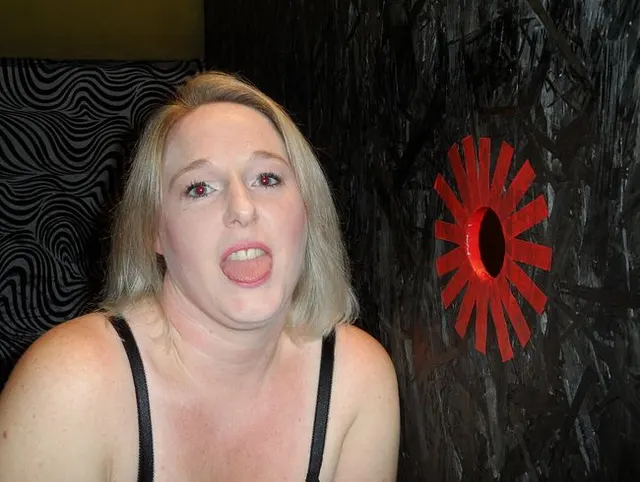 Gloryhole 1