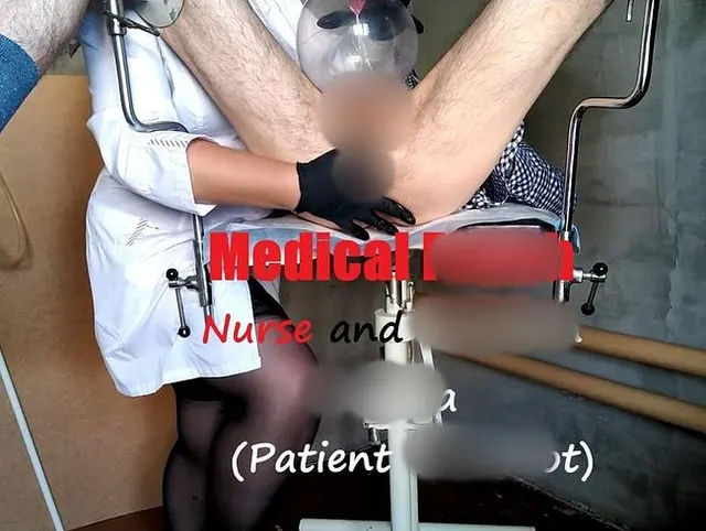 Medizinischer Fetisch - Krankenschwester und Kondom Vagina (Patient Cumshot)