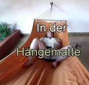 Meine kleine Maus treibt es in der Hängematte