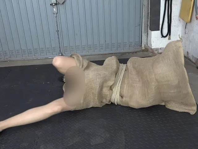 Im Sack gefangen und sexuell