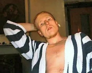RED shaving himself