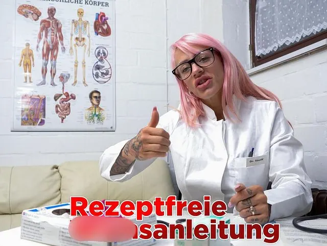 Termin bei Frau Doktor Steiff: Heute rezeptfreie Wichsanleitung mit Frau Doktor im weißen Kittel