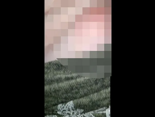Den Schwanz in den Mund ganz tief (Kein Ton)