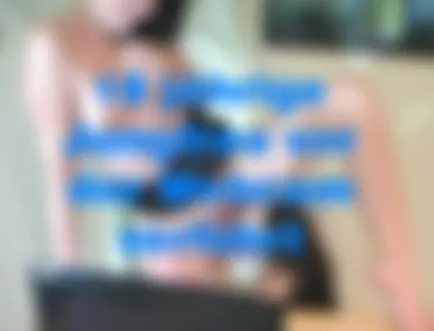 18 jährige Jungfrau vor der Webcam verführt