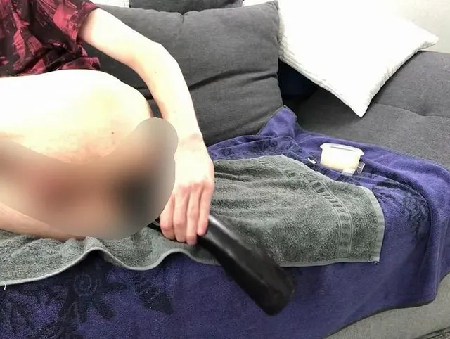 Video 129 - Dildoplay mit Sperma - Cam 1 Teil 2-5