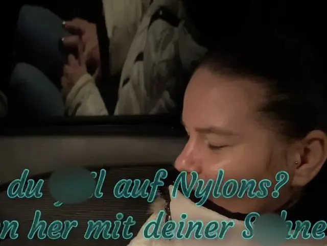 Bist du geil auf Nylons ?