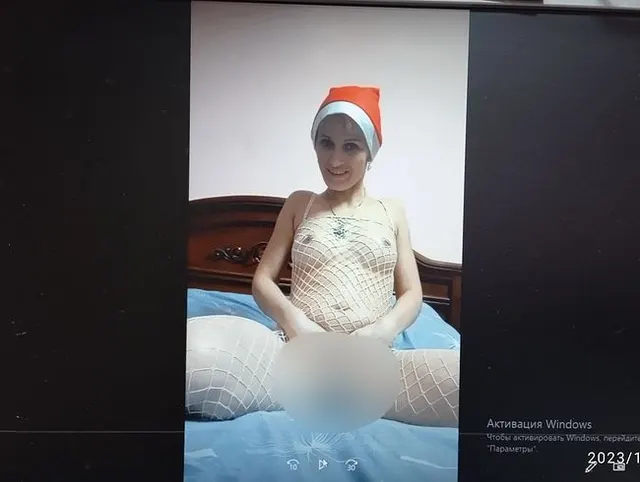 Heiße MILF hat Spaß und ist gut gelaunt
