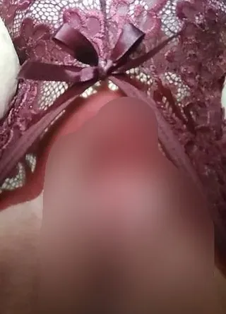 Mein Rabbit Vibrator bereitet mir pulsierende Momente
