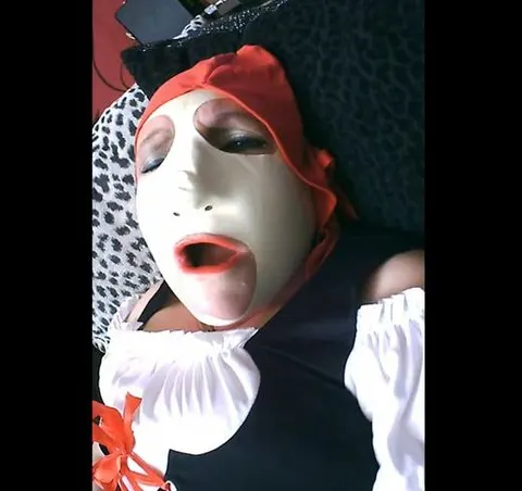 Rotkäppchen und der große böse Dildo (Milf fingert/dildo Fotze im Cosplay-Outfit)