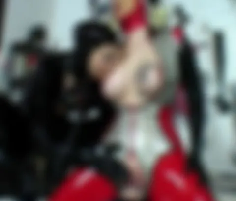 Girlplay in Latex