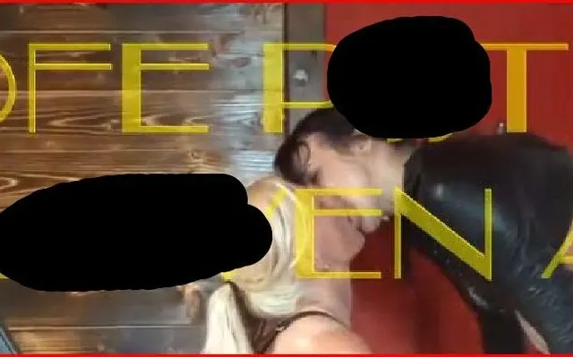 BDSM7-Anpissen des Sklaven