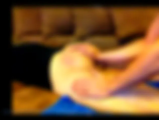 2Cocks: Spank it!