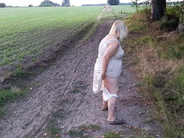 Nach dem Quickyfick am Feldweg