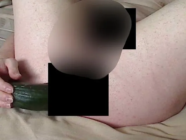 dicke Gurke im Arschloch