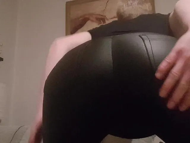Ich komme nach Hause **Striptease **