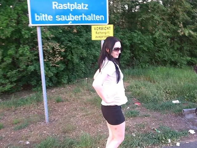 PARKPLATZ A3 BLOWJOB VON ALINA
