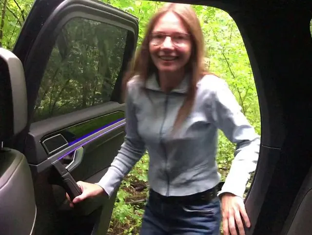 Pornocasting im Auto (Userwunsch)