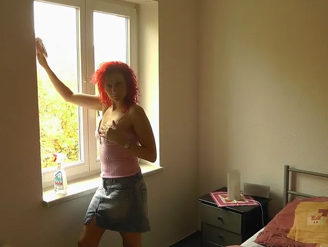 Beim Fenster putzen geil. geworden und es mir selbst gemacht