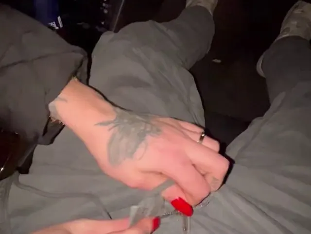 Mein erster Blowjob im Auto