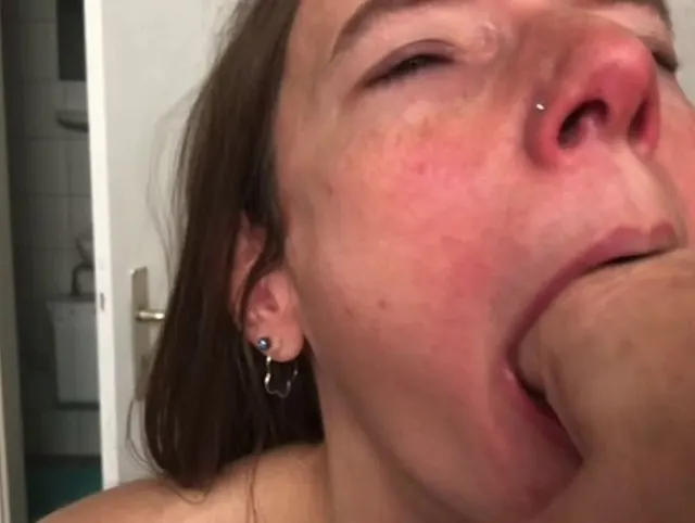 Möse gepumpt und zum Zucken gebracht