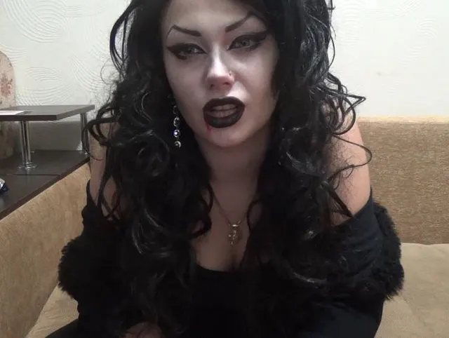 You are under my controll! ALL your ugly body!!