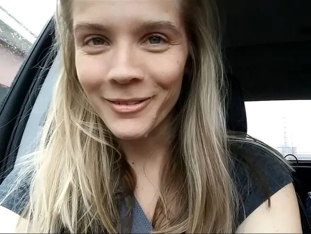 Masturbieren entlang einer SUPER BUSY Chicago Autobahn!