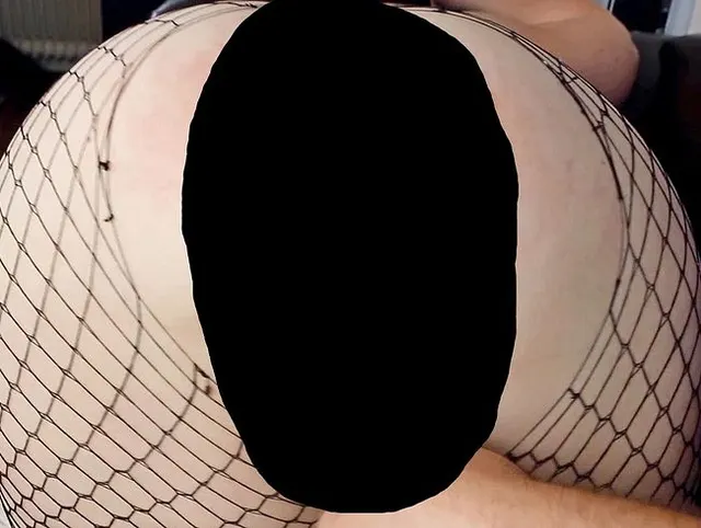 Spanking macht mein Vötzchen nass!