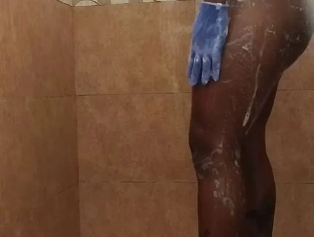 Heiße Dusche