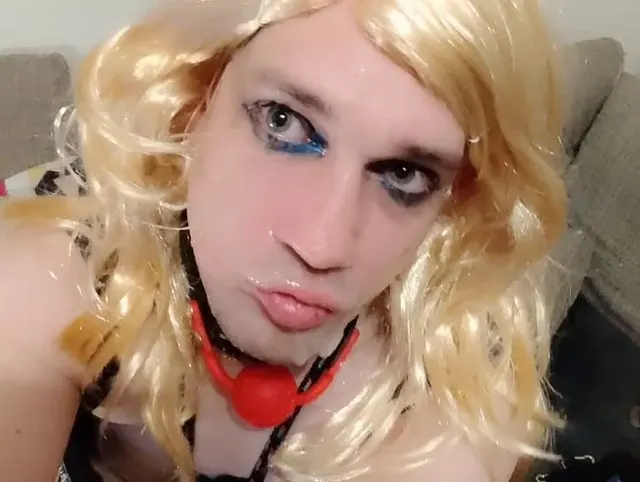 blonde Alexis blowjob facefuck