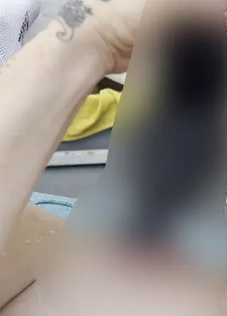 Hart am abspritzen aufem Balkon mit Massage Gerät ..