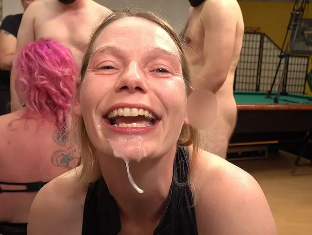 User Blow Bang Sperma Orgie