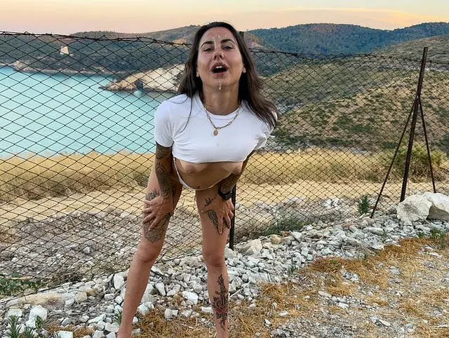 100 % OUTDOOR-SEX mit LIVE-BESAMUNG! Unterfickter Familienvater will endlich mal richtig ficken!