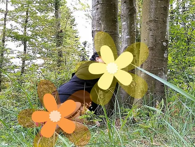 Spielen im Wald