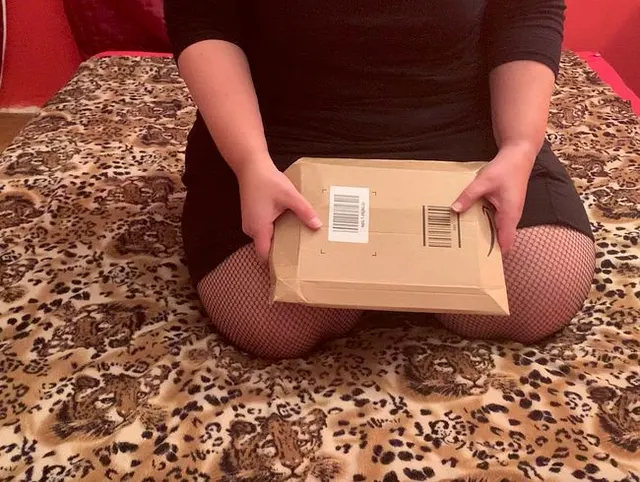 Unboxing Video Glasdildo