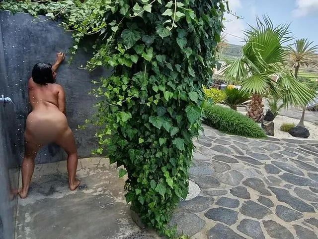 Dusche im Garten