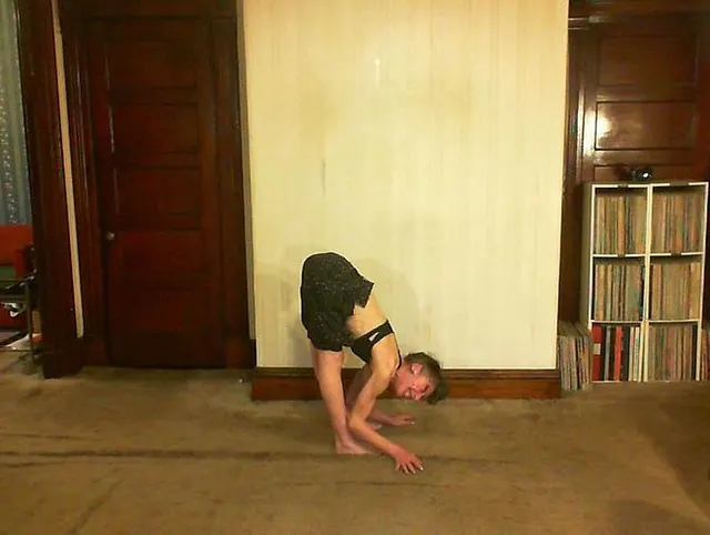 Sexy Yoga Show