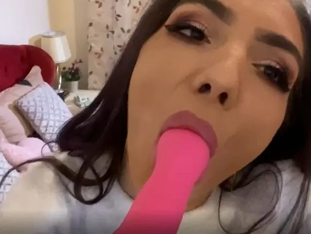 Blowjob mit einem süßen Teen