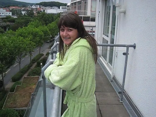 Wer will auf meinen Körper wichsen!