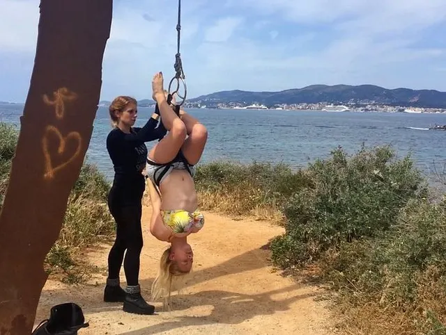 Bondage in Public: Mallorca - Cala Gamba ????