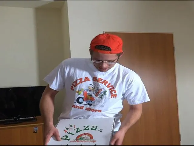 Der geile Pizzaboy