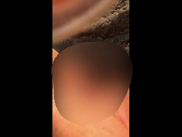 Meine muschi mit Wachs übergiessen