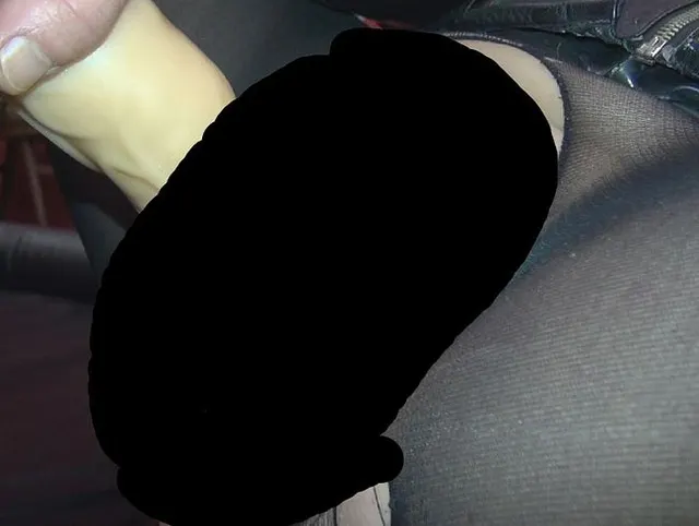 Aufblasmaske Selbstbefriedigung mit Dildo Teil7