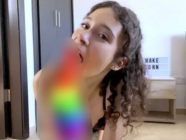 KRAKENDILDO zerreißt meine ENGE, BEHAARTE Pussy!!! -Wie weit geht er nach der Pause rein?