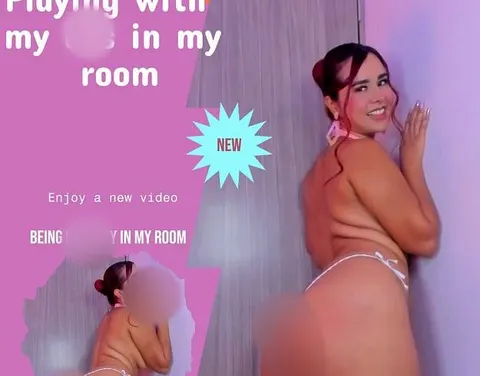 Geile Latina spielt mit ihrem Vibrator